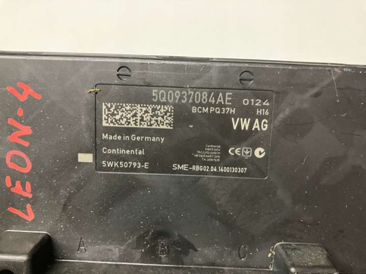 5Q0937084AE Блок комфорта Seat Leon 3 поколение (2012-2016) 2012г. | Фото № 2 5Q0937084AE Блок комфорта Seat Leon 3 поколение (2012-2016) 2012г. - Фото 2