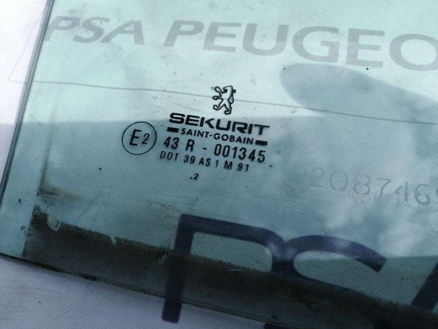Стекло двери задней правой Peugeot 607 2002г. | Фото № 2 Стекло двери задней правой Peugeot 607 2002г. - Фото 2