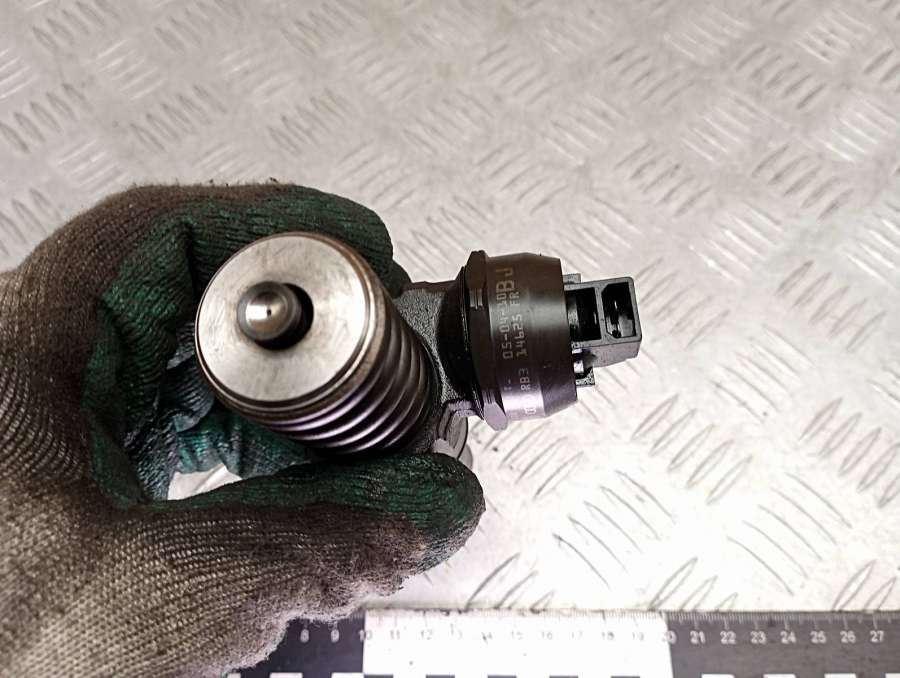 038130073F038130073L0414720035045130073T045130079X0986441551 Форсунка  Volkswagen Passat B5 2003г. | Фото № 3  038130073F038130073L0414720035045130073T045130079X0986441551 Форсунка  Volkswagen Passat B5 2003г. - Фото 3