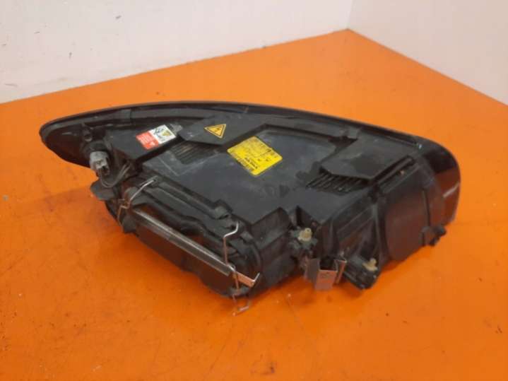 30698889 Фара левая Volvo V50 1 поколение (2003-2010) 2003г. | Фото № 11 30698889 Фара левая Volvo V50 1 поколение (2003-2010) 2003г. - Фото 11