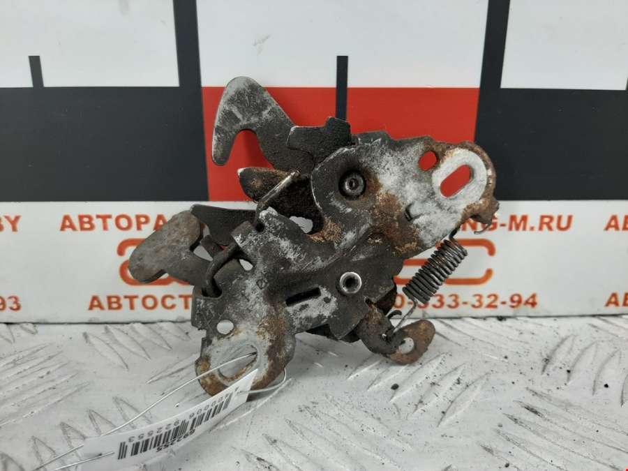 Замок капота Citroen Jumpy (Dispatch) 2 (2006-2016) Фургон 2008г. | Фото № 2 Замок капота Citroen Jumpy (Dispatch) 2 (2006-2016) Фургон 2008г. - Фото 2