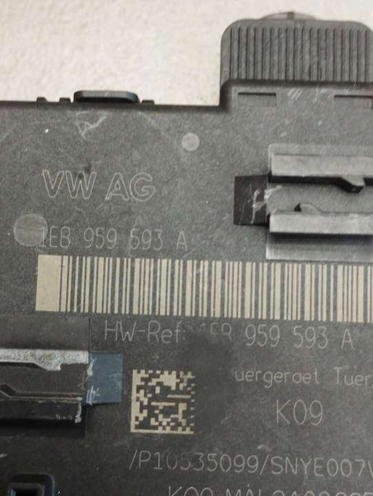 1EB959593A4E6959593AP10535099 Блок управления двери Audi Q4 E-tron 1 поколение (2021-2024) 2021г. | Фото № 3 1EB959593A4E6959593AP10535099 Блок управления двери Audi Q4 E-tron 1 поколение (2021-2024) 2021г. - Фото 3