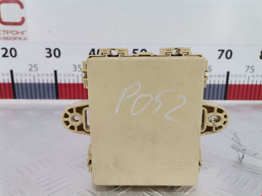 Блок комфорта Lexus RX 2 (XU30) (2003-2009) Внедорожник 5дв. 2003г. | Фото № 1 Блок комфорта Lexus RX 2 (XU30) (2003-2009) Внедорожник 5дв. 2003г. - Фото 1