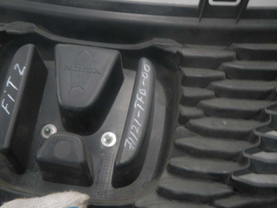 71121TF0003 Решетка радиатора  Honda Fit 0000г. | Фото № 3  71121TF0003 Решетка радиатора  Honda Fit 0000г. - Фото 3