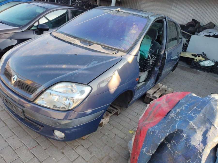 7700434111 Пластик салона Renault Scenic 1 2001г. | Фото № 6 7700434111 Пластик салона Renault Scenic 1 2001г. - Фото 6