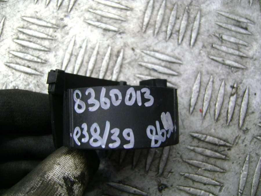 8360013 Сигнал (клаксон) BMW 5 E39 1998г. | Фото № 2 8360013 Сигнал (клаксон) BMW 5 E39 1998г. - Фото 2