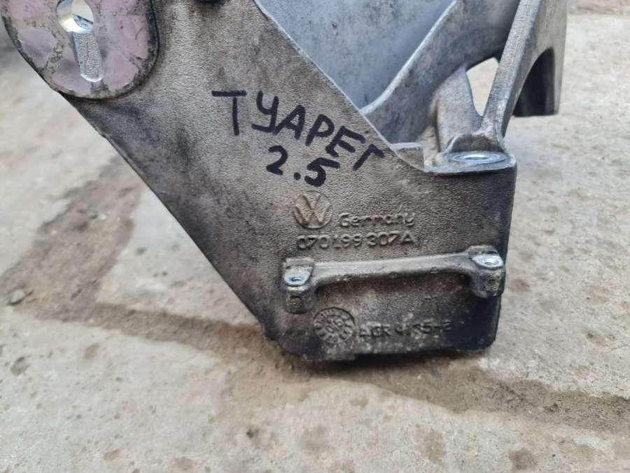 070199307A Кронштейн двигателя Volkswagen Touareg 1 2007г. | Фото № 2 070199307A Кронштейн двигателя Volkswagen Touareg 1 2007г. - Фото 2