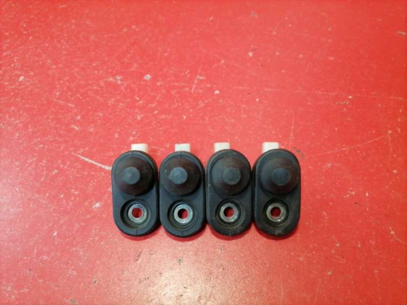 8423133071 Концевик двери  Toyota Corolla Spacio AE111N 1998г. | Фото № 1  8423133071 Концевик двери  Toyota Corolla Spacio AE111N 1998г. - Фото 1