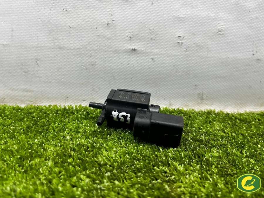 037906283C Клапан электромагнитный  Audi A4 2011г. | Фото № 4  037906283C Клапан электромагнитный  Audi A4 2011г. - Фото 4