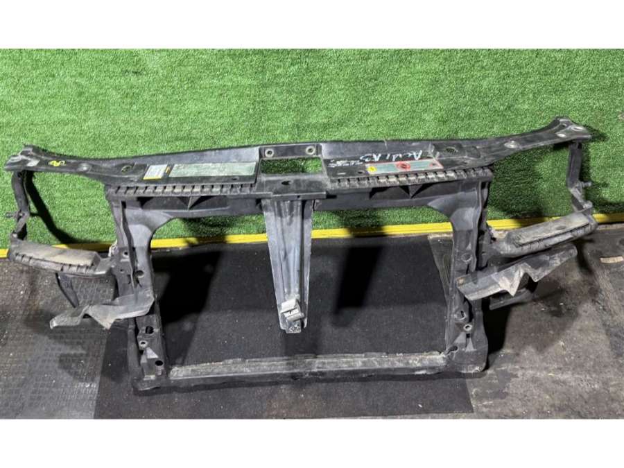 8l0010139m Передняя панель крепления облицовки (телевизор) Audi A3 2001г. | Фото № 4 8l0010139m Передняя панель крепления облицовки (телевизор) Audi A3 2001г. - Фото 4