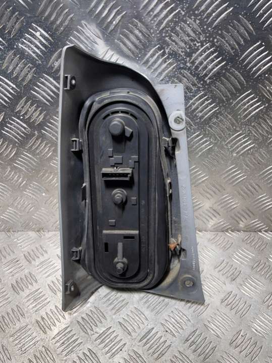 253042R Фонарь задний правый Smart Fortwo 1 поколение (1998-2002) 1998г. | Фото № 2 253042R Фонарь задний правый Smart Fortwo 1 поколение (1998-2002) 1998г. - Фото 2