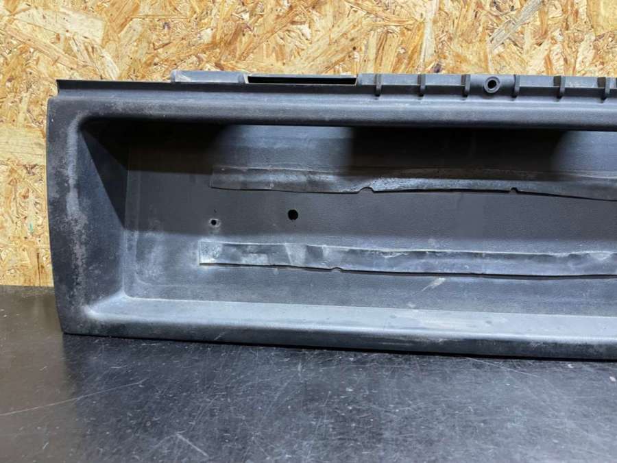 Бленда под номер Audi 100 C4 1992г. | Фото № 3 Бленда под номер Audi 100 C4 1992г. - Фото 3