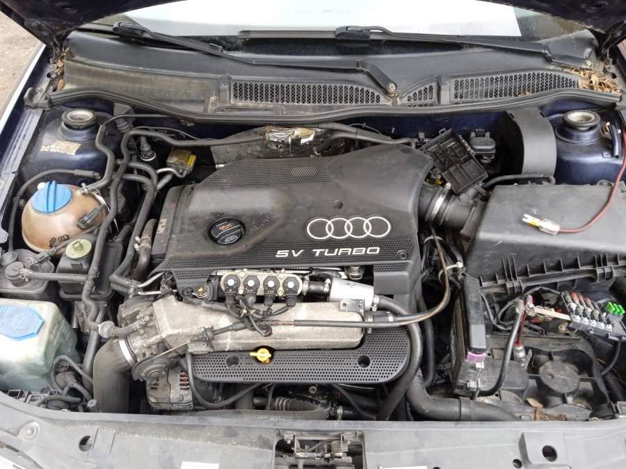 Трубка масляная Audi A3 8L (1996-2003) Хетчбэк 3дв. 1998г. | Фото № 8 Трубка масляная Audi A3 8L (1996-2003) Хетчбэк 3дв. 1998г. - Фото 8