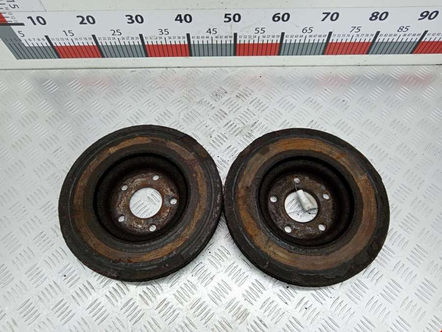 Диск тормозной передний Ford Focus 2 (2004-2011) Кабриолет 2009г. | Фото № 3 Диск тормозной передний Ford Focus 2 (2004-2011) Кабриолет 2009г. - Фото 3