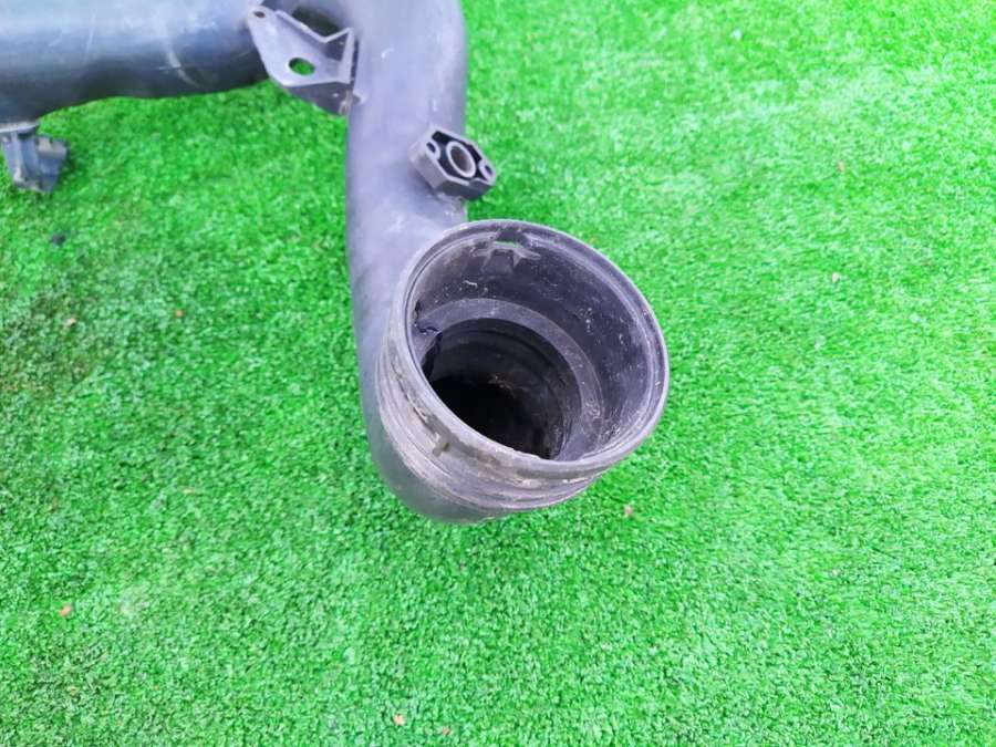 1K0145770B Патрубок интеркулера Volkswagen Passat B6 2007г. | Фото № 7 1K0145770B Патрубок интеркулера Volkswagen Passat B6 2007г. - Фото 7