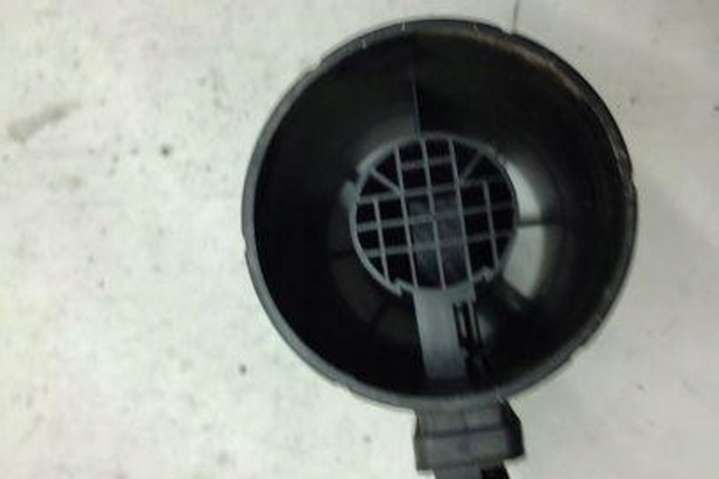 8509724 Расходомер воздуха BMW 1 E87/E8/E82/E88 (2004-2007) 2004г. | Фото № 5 8509724 Расходомер воздуха BMW 1 E87/E8/E82/E88 (2004-2007) 2004г. - Фото 5