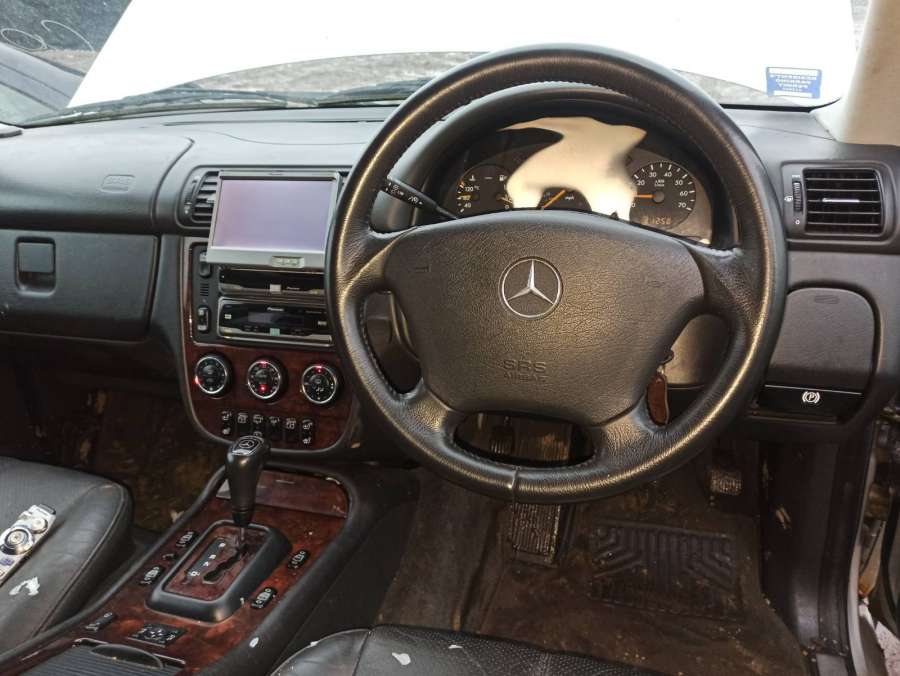 03100620 Кнопка подогрева (обогрева) сидений Mercedes ML-Class (W163) (1997-2005) Внедорожник 5дв. 2002г. | Фото № 16 03100620 Кнопка подогрева (обогрева) сидений Mercedes ML-Class (W163) (1997-2005) Внедорожник 5дв. 2002г. - Фото 16