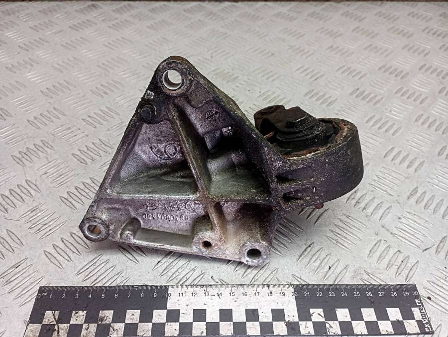 9630604480 Кронштейн полуоси Peugeot 307 2007г. | Фото № 4 9630604480 Кронштейн полуоси Peugeot 307 2007г. - Фото 4