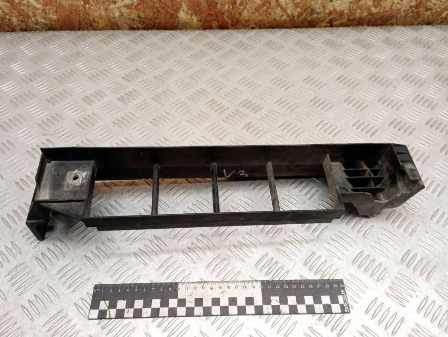 868507Z Дефлектор радиатора  Chrysler Voyager 4 2005г. | Фото № 2  868507Z Дефлектор радиатора  Chrysler Voyager 4 2005г. - Фото 2