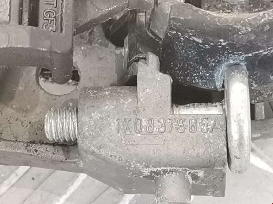 1K0837885A Ручка двери наружная передняя правая Skoda Fabia 2 (5J) (2007-2014) Универсал 2010г. | Фото № 4 1K0837885A Ручка двери наружная передняя правая Skoda Fabia 2 (5J) (2007-2014) Универсал 2010г. - Фото 4