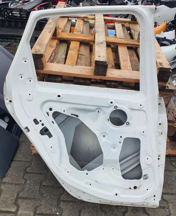 Дверь задняя левая  BMW 2 F45/F46 (014-018) 2014г. | Фото № 3   Дверь задняя левая  BMW 2 F45/F46 (014-018) 2014г. - Фото 3