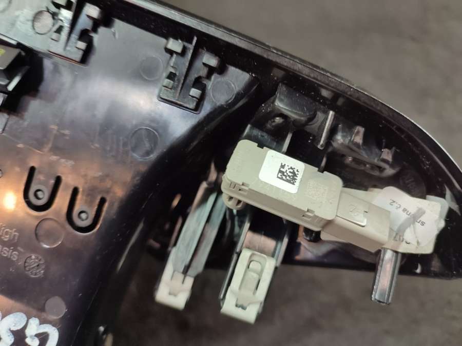 9329545 Дефлектор обдува салона BMW 5 G30/G31 2019г. | Фото № 9 9329545 Дефлектор обдува салона BMW 5 G30/G31 2019г. - Фото 9