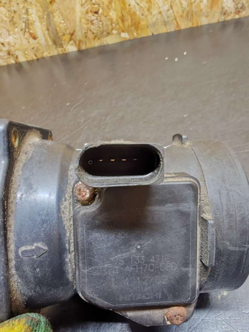 Расходомер Audi A6 C5 (S6,RS6) 1998г. | Фото № 3 Расходомер Audi A6 C5 (S6,RS6) 1998г. - Фото 3