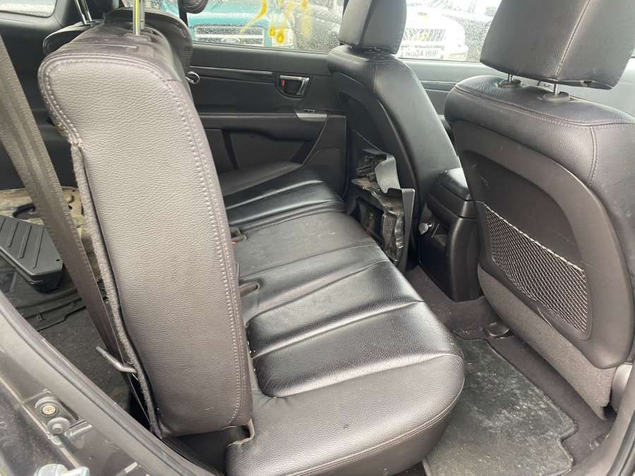 5WY81J9B Блок управления центральным замком Hyundai Santa Fe 2 (CM) (2005-2012) Внедорожник 5дв. 2011г. | Фото № 15 5WY81J9B Блок управления центральным замком Hyundai Santa Fe 2 (CM) (2005-2012) Внедорожник 5дв. 2011г. - Фото 15