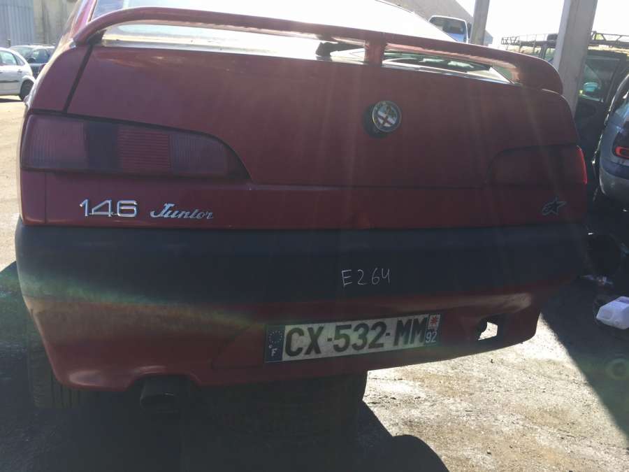 Замок крышки багажника Alfa Romeo 146 (930B) (1994-2001) Хетчбэк 5дв. 1998г. | Фото № 11 Замок крышки багажника Alfa Romeo 146 (930B) (1994-2001) Хетчбэк 5дв. 1998г. - Фото 11