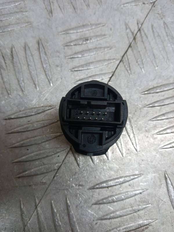 61316967675 Кнопка запуска двигателя  BMW X6 внедорожник 5 дв. 2009г. | Фото № 2  61316967675 Кнопка запуска двигателя  BMW X6 внедорожник 5 дв. 2009г. - Фото 2