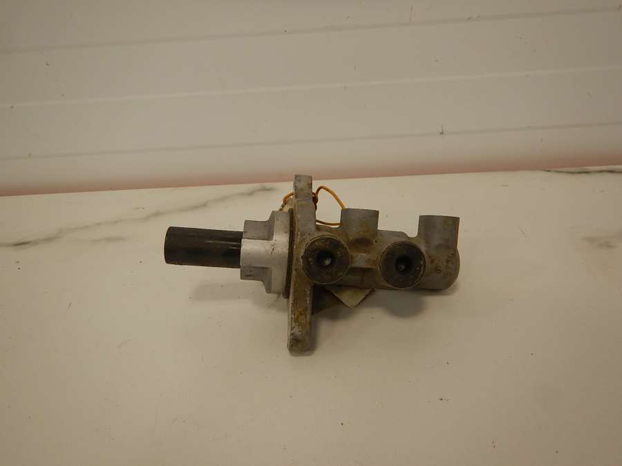 58510A6300 Цилиндр тормозной главный Kia Ceed 0000г. | Фото № 1 58510A6300 Цилиндр тормозной главный Kia Ceed 0000г. - Фото 1