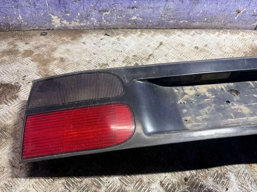 Бленда под номер  Renault Laguna 1 Хэтчбек 1995г. | Фото № 4   Бленда под номер  Renault Laguna 1 Хэтчбек 1995г. - Фото 4
