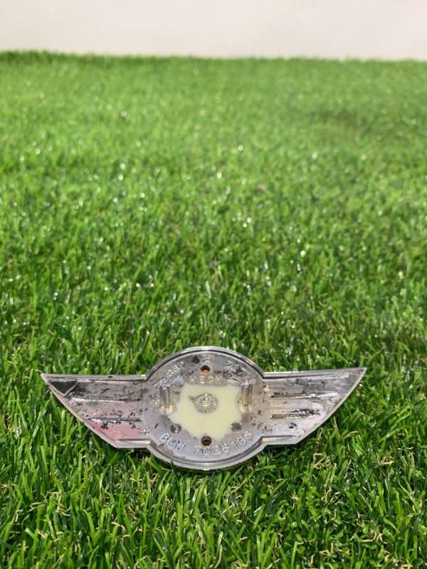 7026186 Значок (эмблема) крышки багажника Mini Cooper 2018г. | Фото № 3 7026186 Значок (эмблема) крышки багажника Mini Cooper 2018г. - Фото 3