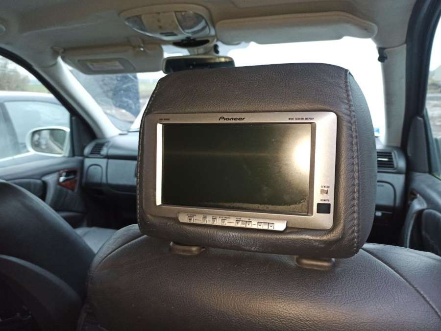 03100620 Кнопка подогрева (обогрева) сидений Mercedes ML-Class (W163) (1997-2005) Внедорожник 5дв. 2002г. | Фото № 12 03100620 Кнопка подогрева (обогрева) сидений Mercedes ML-Class (W163) (1997-2005) Внедорожник 5дв. 2002г. - Фото 12