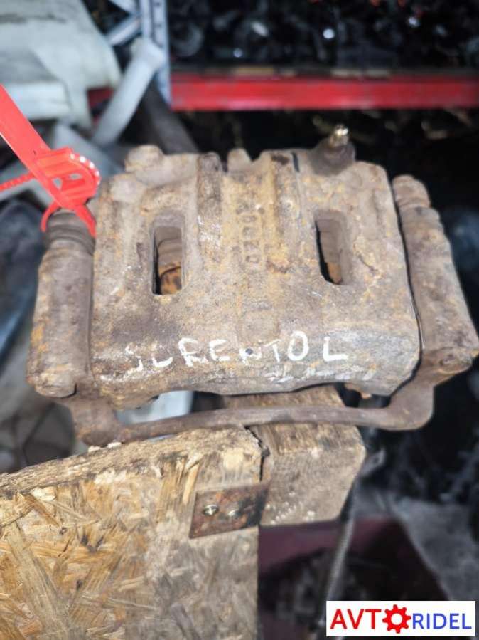 Суппорт передний левый Kia Sorento 1 (2002 - 2009) 2005г. | Фото № 3 Суппорт передний левый Kia Sorento 1 (2002 - 2009) 2005г. - Фото 3