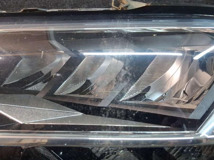 17A.941.035.E Фара левая левой Volkswagen Jetta седан 2019г. | Фото № 4 17A.941.035.E Фара левая левой Volkswagen Jetta седан 2019г. - Фото 4