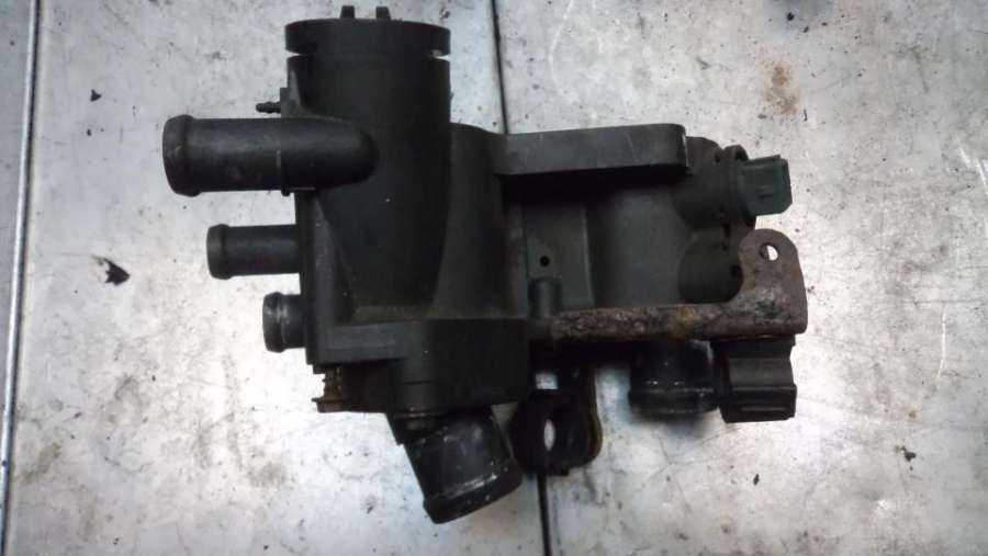 032121111NQ Корпус термостата Volkswagen Golf 3 поколение 1998г. | Фото № 6 032121111NQ Корпус термостата Volkswagen Golf 3 поколение 1998г. - Фото 6