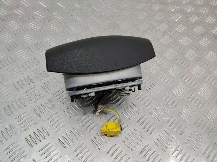 2K0880201 Подушка безопасности водителя Volkswagen Caddy 2007г. | Фото № 2 2K0880201 Подушка безопасности водителя Volkswagen Caddy 2007г. - Фото 2