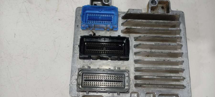 126472411264363612647241AA4R Блок управления двигателем Opel Mokka 2014г. | Фото № 4 126472411264363612647241AA4R Блок управления двигателем Opel Mokka 2014г. - Фото 4