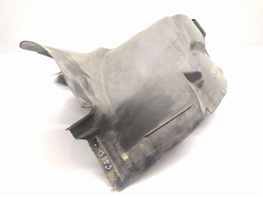 1686902630 Подкрылок передний правый Mercedes-Benz A W168 рест. W168 2002г. | Фото № 1 1686902630 Подкрылок передний правый Mercedes-Benz A W168 рест. W168 2002г. - Фото 1