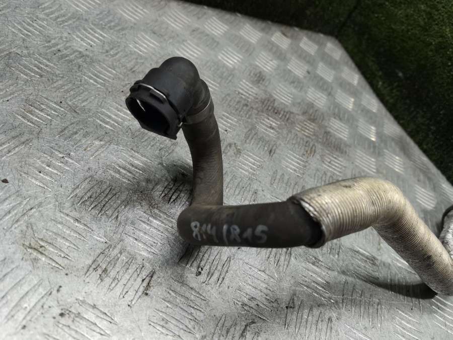 Патрубок отопителя (печки) Opel Vectra C седан 2003г. | Фото № 2 Патрубок отопителя (печки) Opel Vectra C седан 2003г. - Фото 2