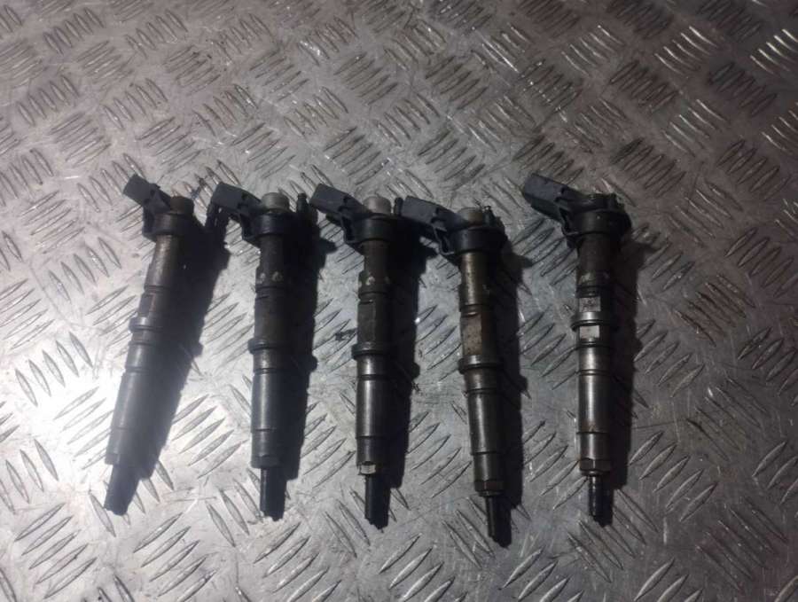 Форсунка Volkswagen Crafter 1 2012г. | Фото № 1 Форсунка Volkswagen Crafter 1 2012г. - Фото 1