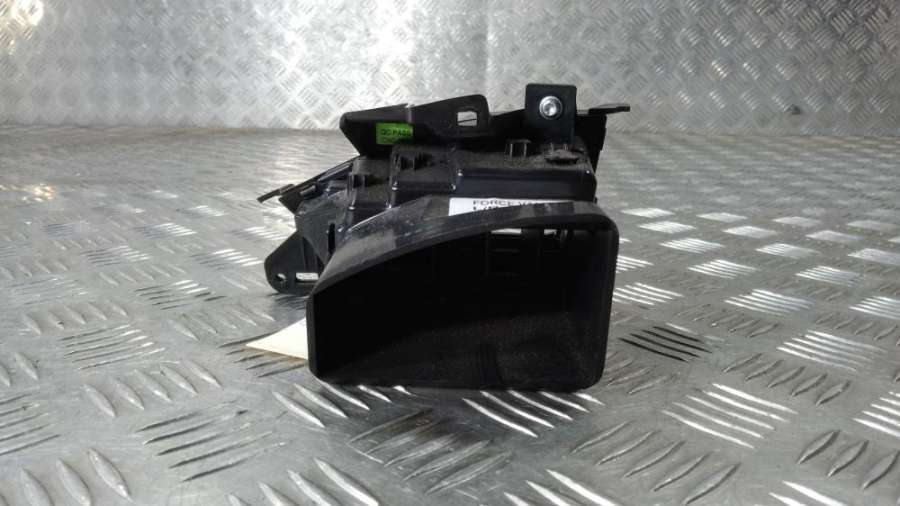 1096879-00 Дефлектор обдува салона Tesla Model X 2019г. | Фото № 2 1096879-00 Дефлектор обдува салона Tesla Model X 2019г. - Фото 2