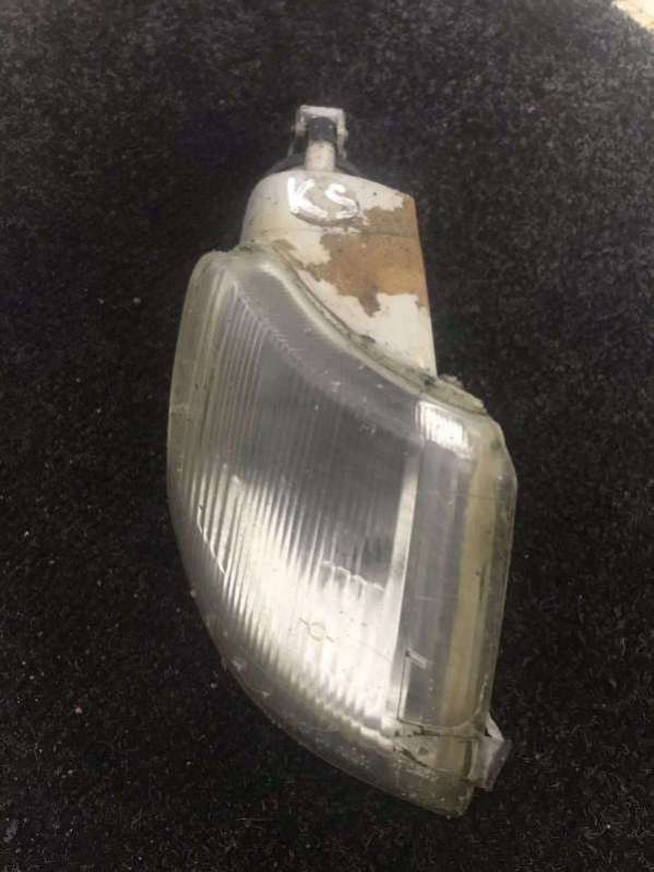 Повторитель передний правый Citroen Xantia 1998г. | Фото № 2 Повторитель передний правый Citroen Xantia 1998г. - Фото 2