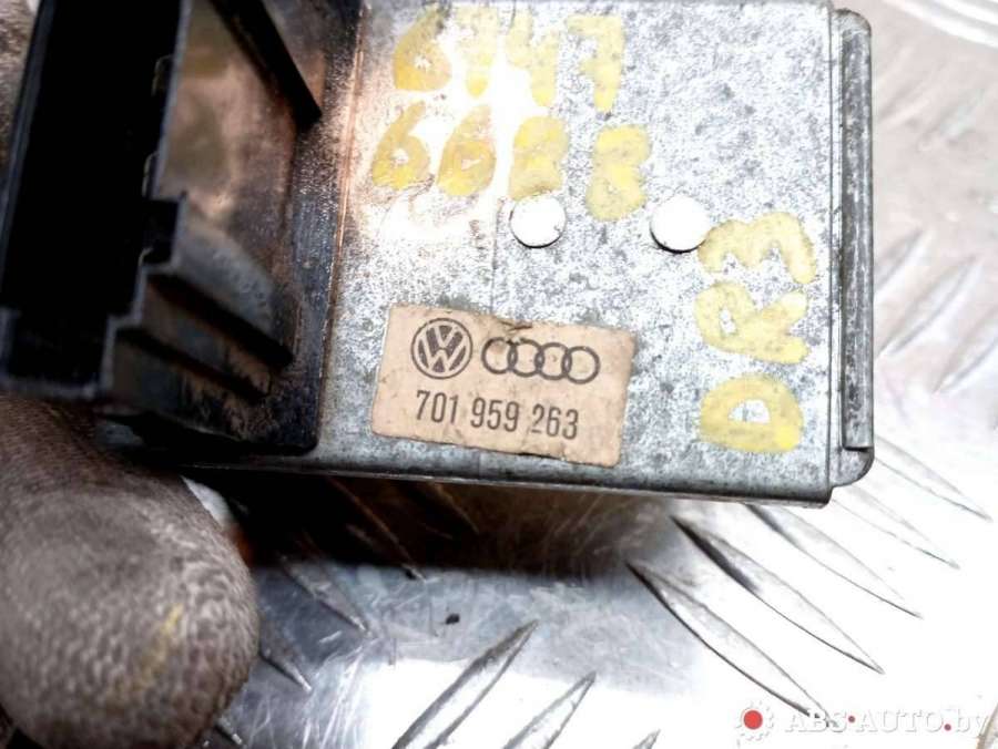 026802031220090H5399386020701959263 Сопротивление печки  Volkswagen Passat B5 1999г. | Фото № 4  026802031220090H5399386020701959263 Сопротивление печки  Volkswagen Passat B5 1999г. - Фото 4
