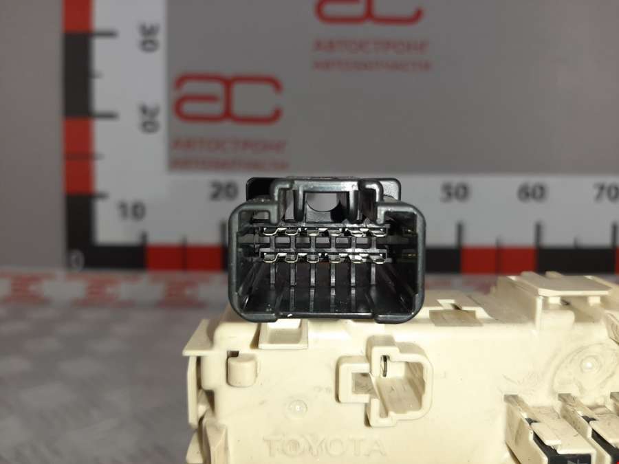 Блок комфорта Lexus RX 2 (XU30) (2003-2009) Внедорожник 5дв. 2007г. | Фото № 2 Блок комфорта Lexus RX 2 (XU30) (2003-2009) Внедорожник 5дв. 2007г. - Фото 2