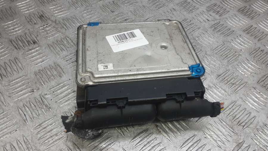 Блок управления двс AUDI Q3 2011г. | Фото № 5 Блок управления двс AUDI Q3 2011г. - Фото 5