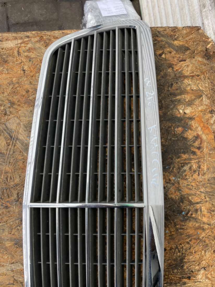 2108800583 Решетка радиатора Mercedes E W210 2002г. | Фото № 5 2108800583 Решетка радиатора Mercedes E W210 2002г. - Фото 5