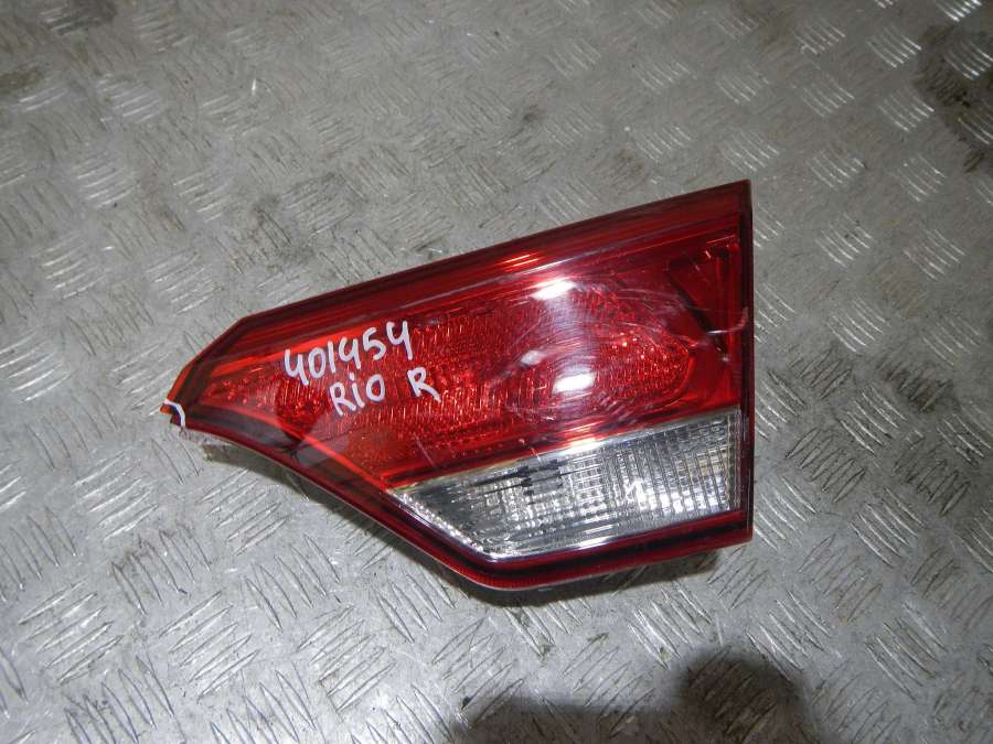 92404H0000 Фонарь задний внутренний правый  Kia Rio 0000г. | Фото № 1  92404H0000 Фонарь задний внутренний правый  Kia Rio 0000г. - Фото 1
