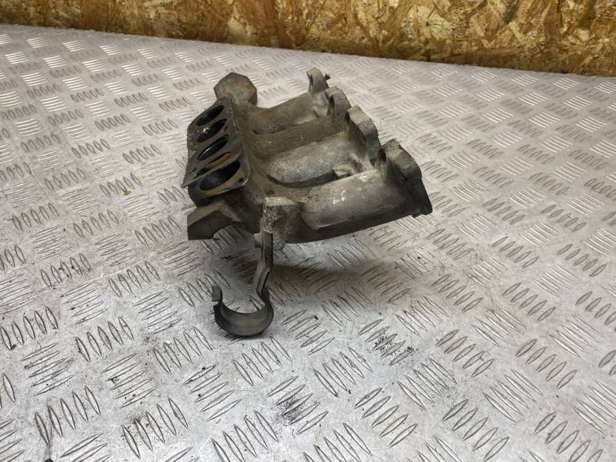 037133206G Коллектор впускной Volkswagen Passat B5 1999г. | Фото № 6 037133206G Коллектор впускной Volkswagen Passat B5 1999г. - Фото 6